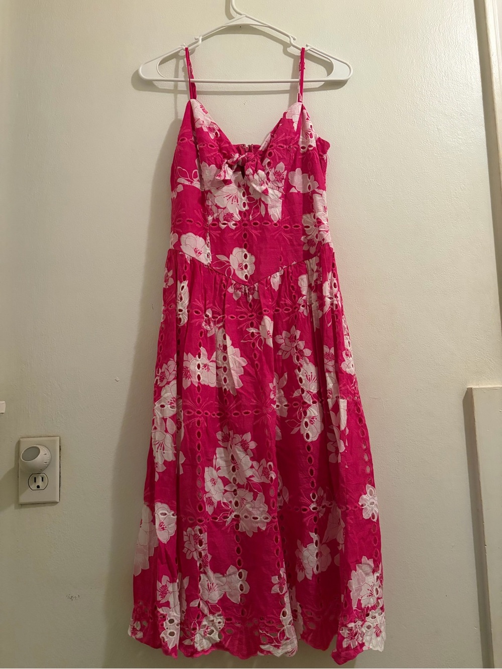 pink dress